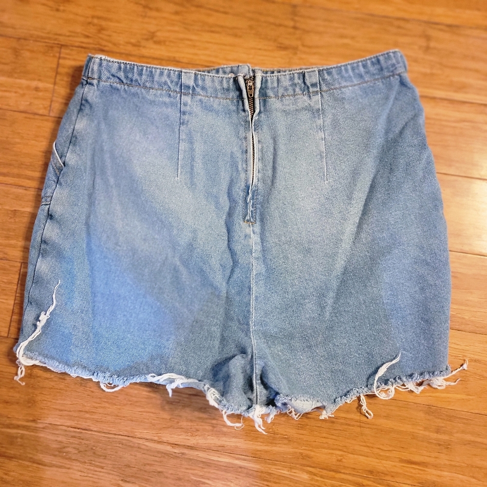 BDG Urban Outfitters Med Wash Denim Skort Size 31 - Picture 2 of 4